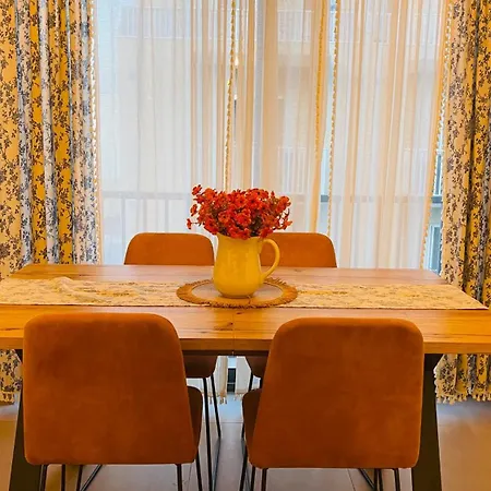 Modern And Bright 2 Bedroom * Pietà
